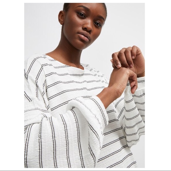 NEW FRENCH CONNECTION STRIPED BALLOON SLEEVE TOP - Picture 3 of 8